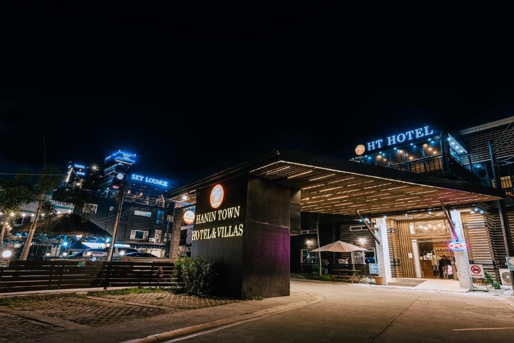 Hanin Town Hotel