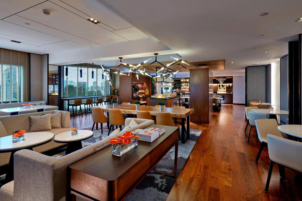 Renaissance Kuala Lumpur Hotel