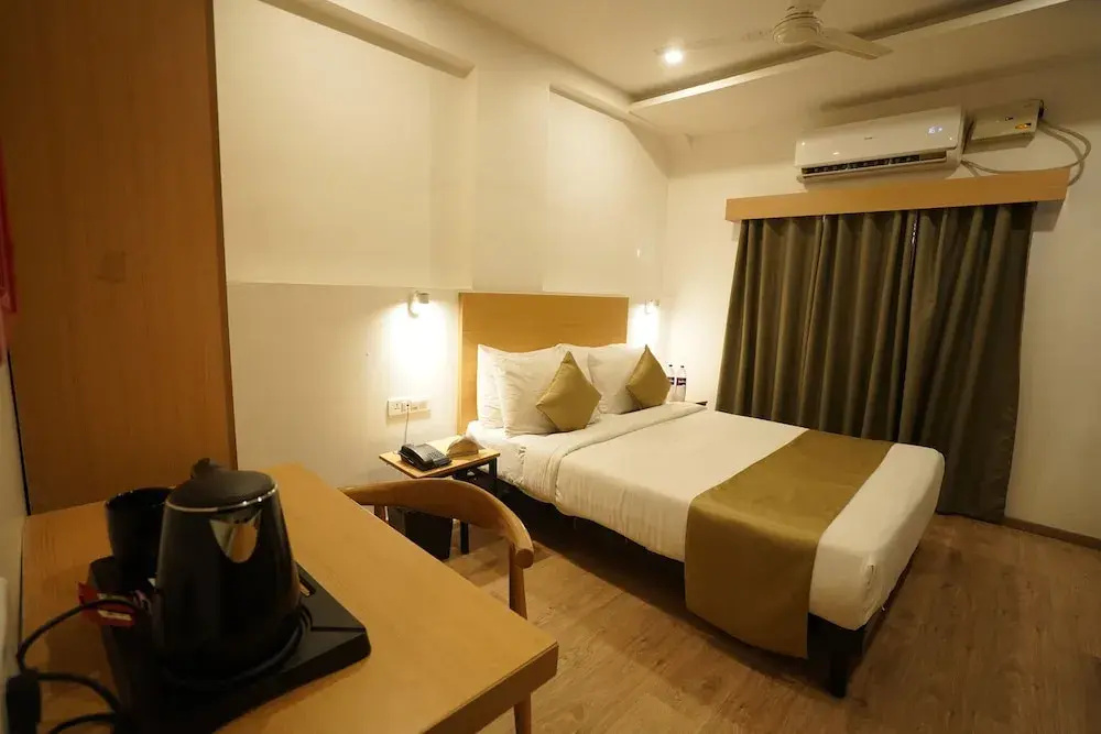 Premier room