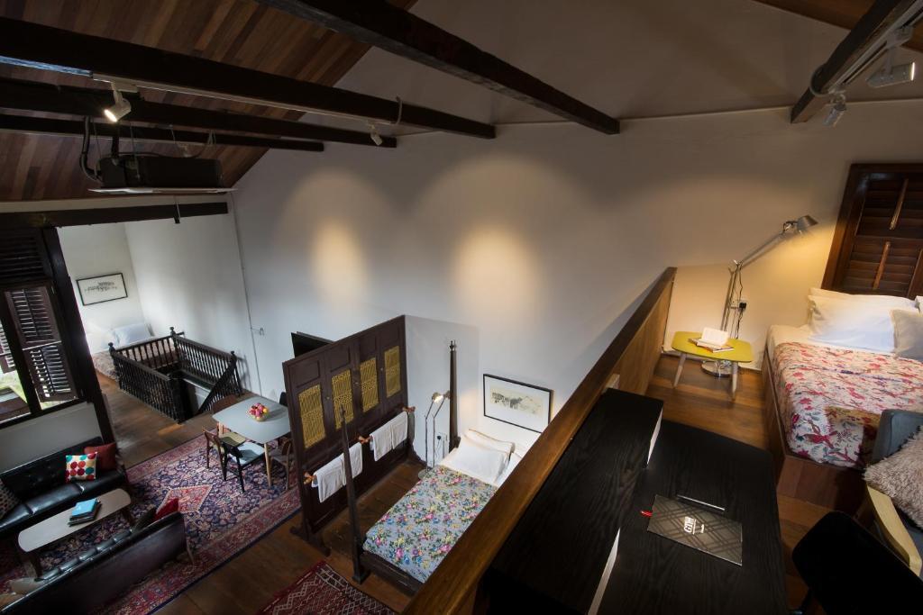 Muntri Mews