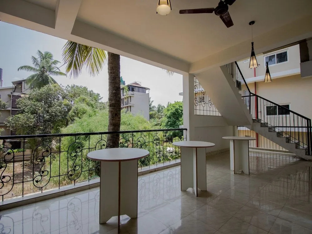 OYO 14449 Home Galaxy Studio Calangute