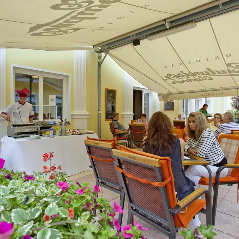 Hotel Reza - Général