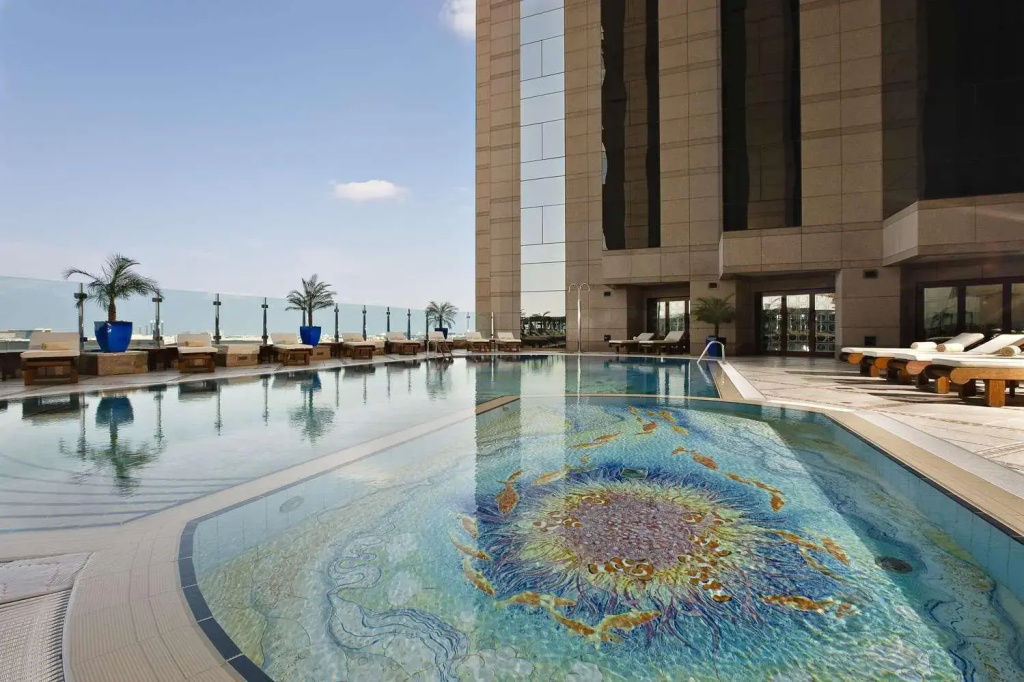 Отель Fairmont Dubai — фото