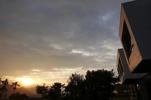 Five Mountains And Three Water B&B