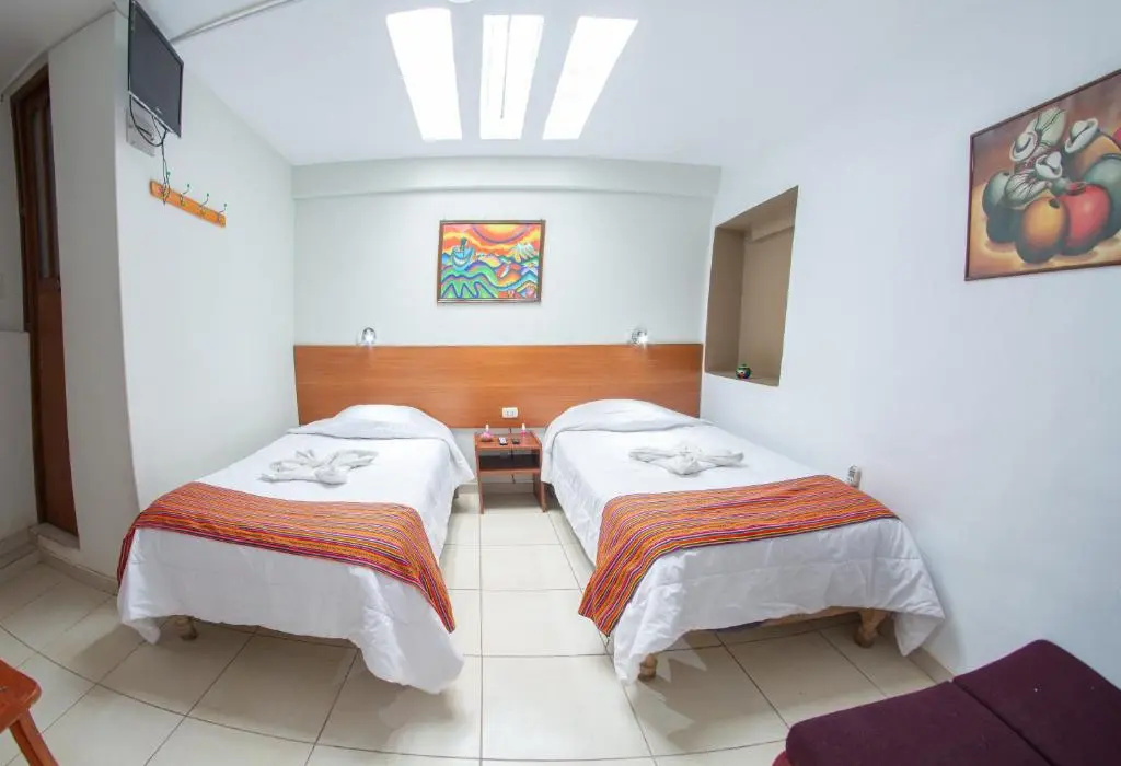 Standard Triple room