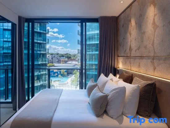 2 Bedrooms Executive Suite with balcony