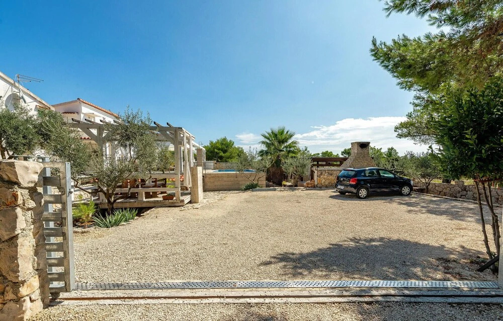 Beautiful Apartment in Vir With 2 Bedrooms, Wifi and Outdoor Swimming Pool