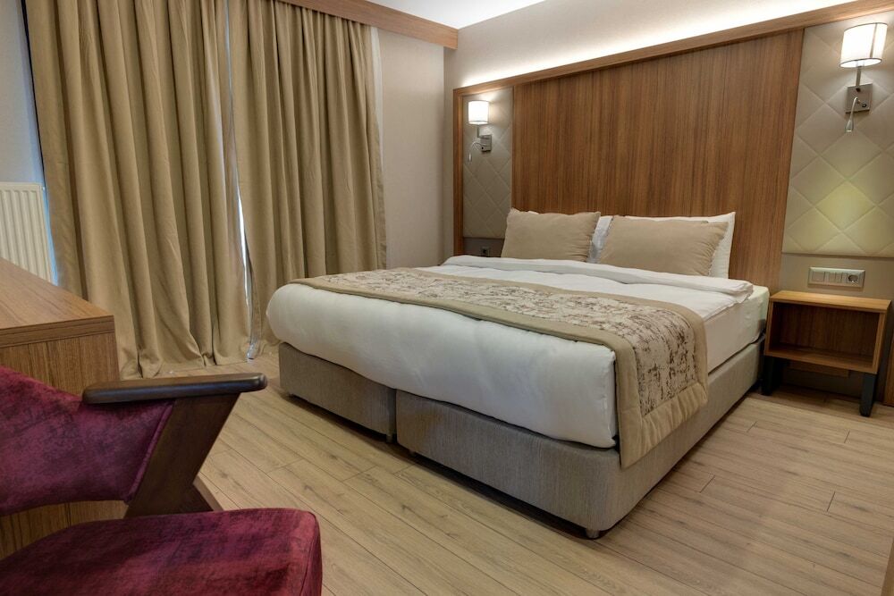 Istport Hotel (By Ostrovok