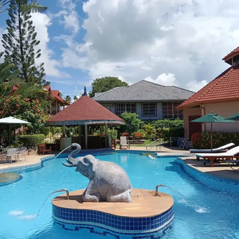 Hotel photo 12