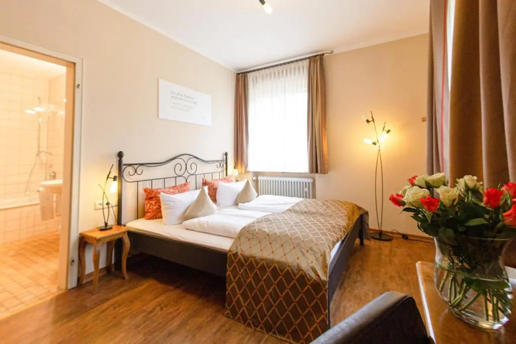 Standard Double room (full double bed)