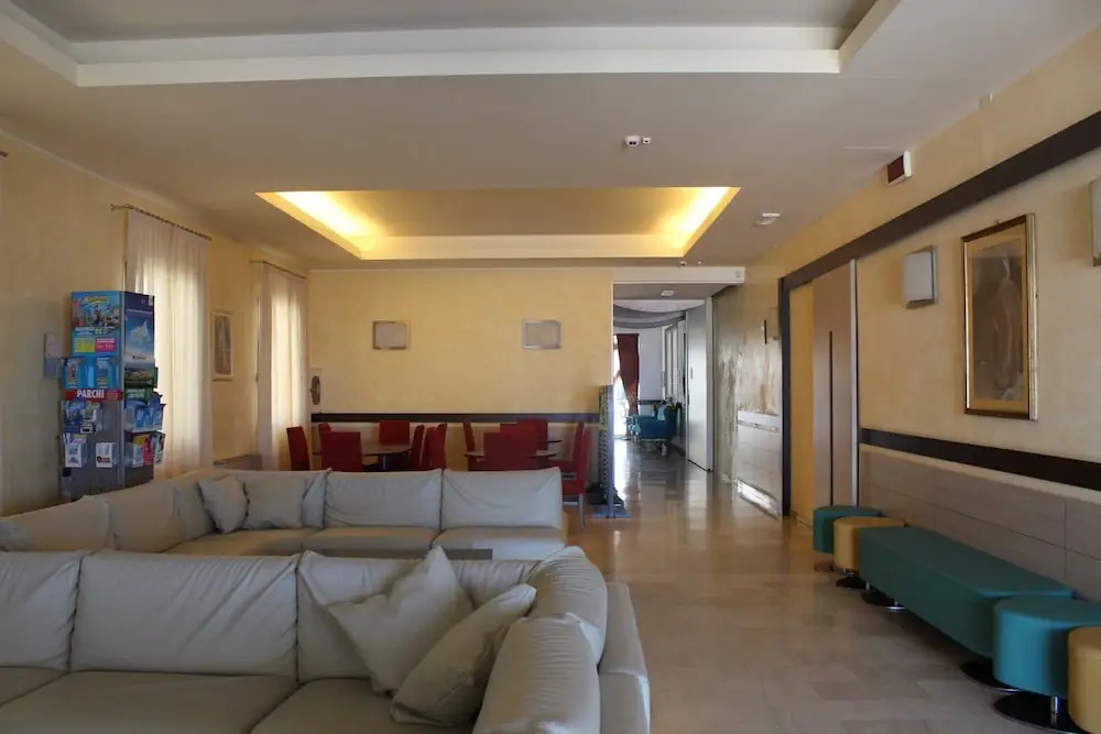 Hotel photo 9