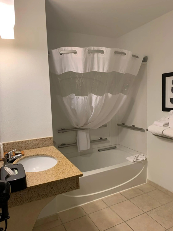 Country Inn & Suites by Radisson, Madison West, WI - фото 7