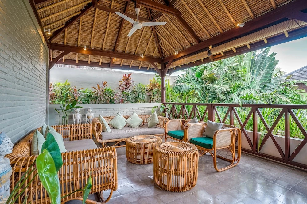 Frangipani Villa Putih at Berawa