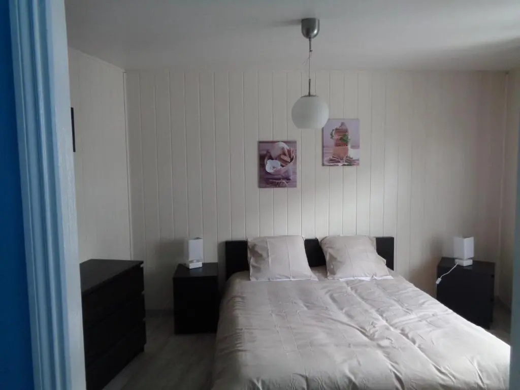 2 Bedrooms Cottage