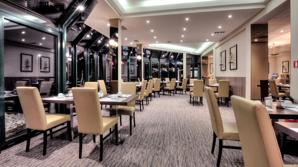 Hotel & Aparthotel Casteau Resort Mons picture