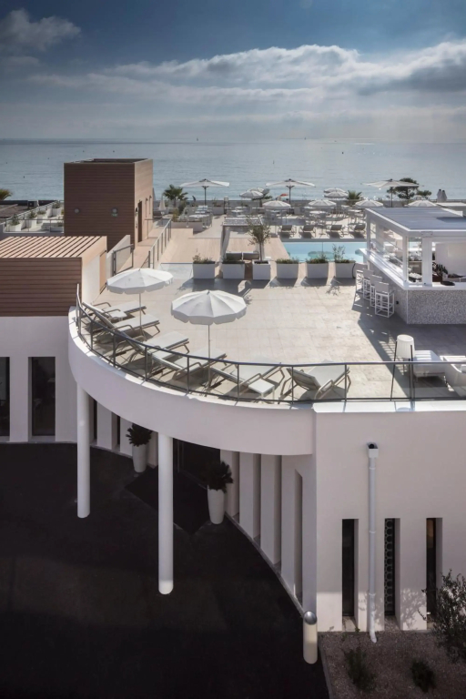 Mercure Villeneuve Loubet Plage - фото 17
