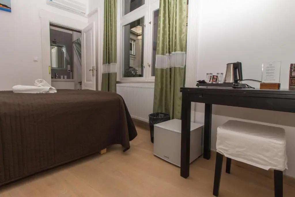 Budget Double room (twin beds)