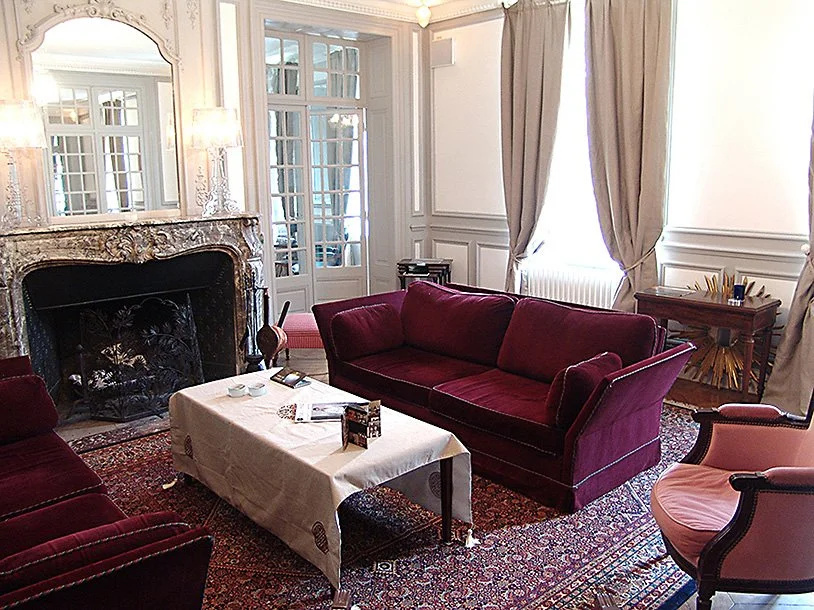Lobby & Reception
