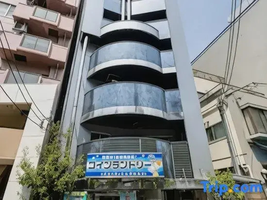 Il Sole Kujo Guest House