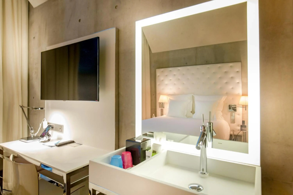 M Social Hotel Singapore by null
