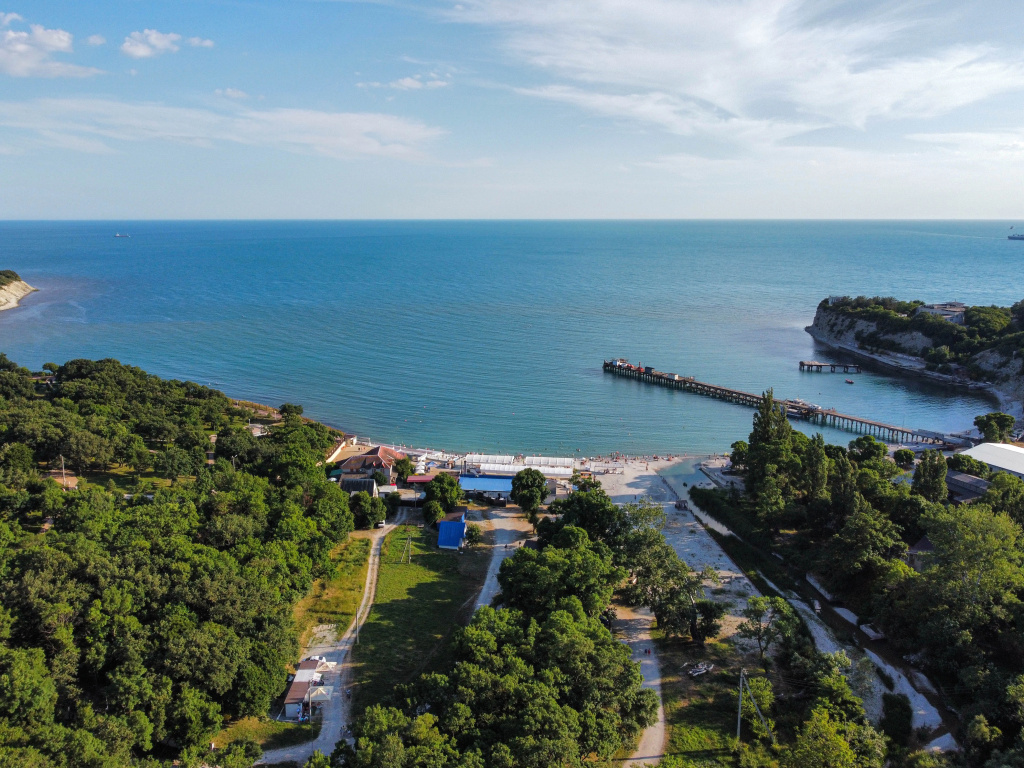 Beach & Waterfront