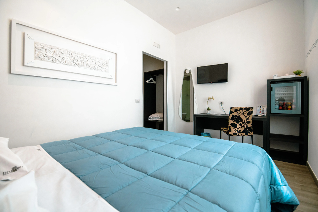Hotel Bruman Salerno - фото 4