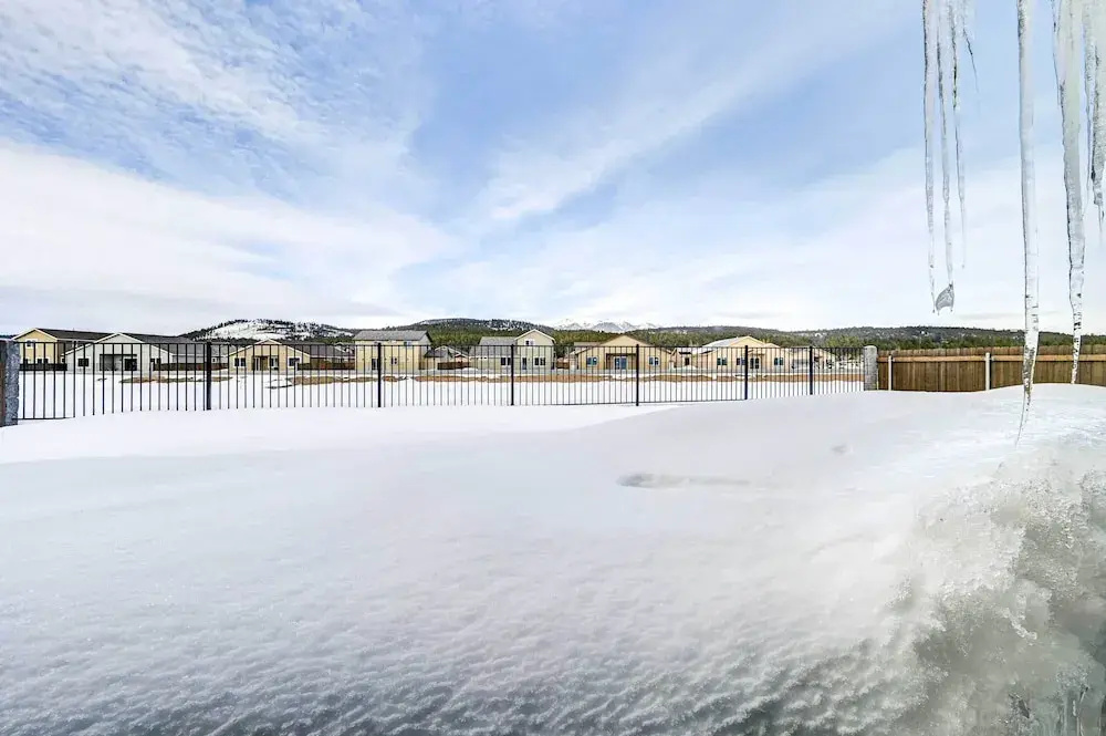 12 Mi to Dtwn Flagstaff: Spacious Bellemont Home!