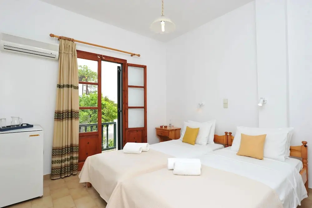 Economy Double room with balcony (full double bed)