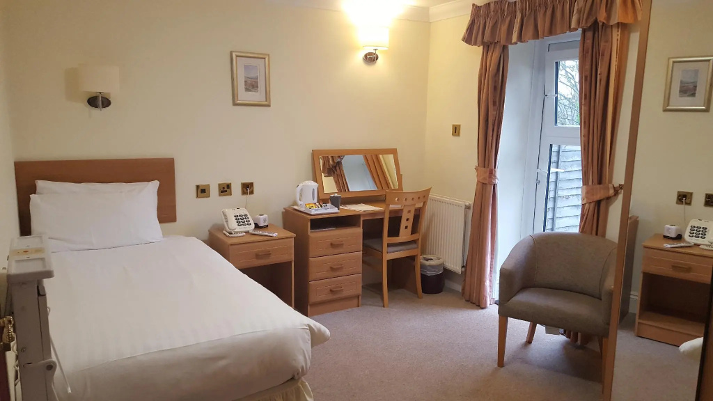 Standard Single room