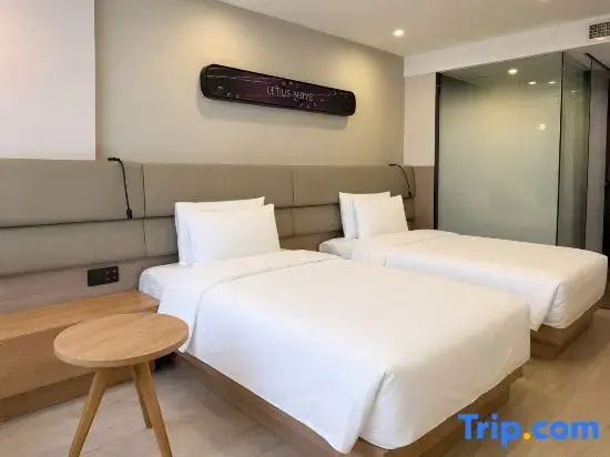 Deluxe Double room (twin beds)