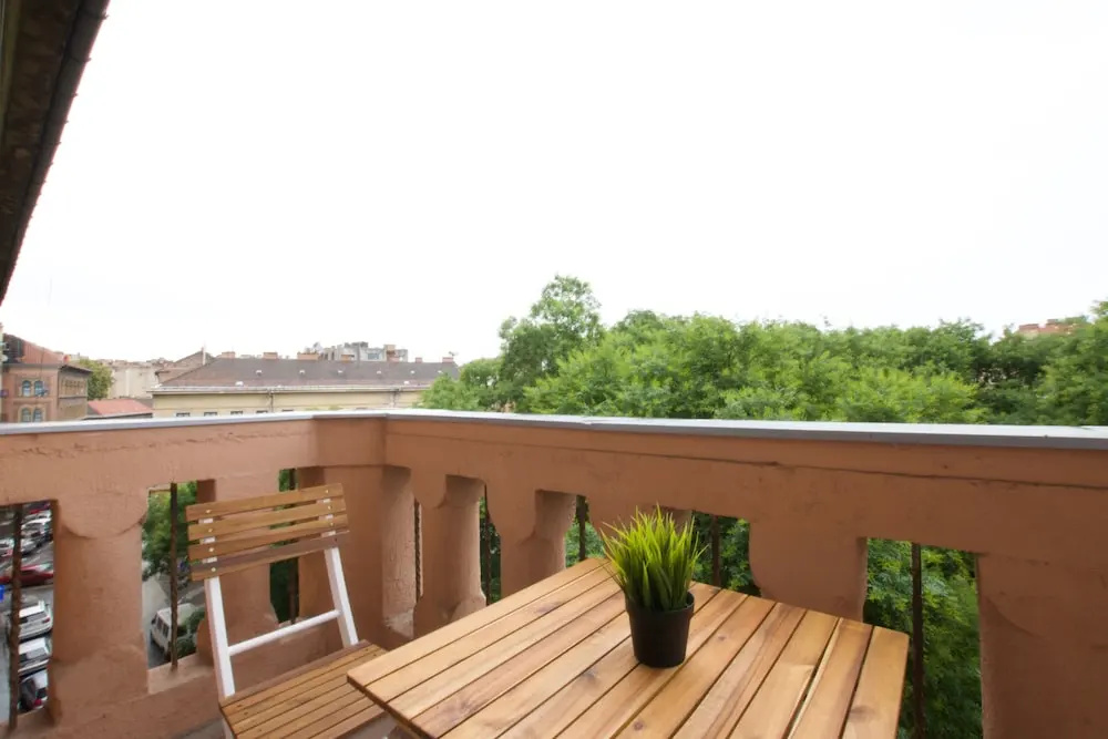 EuroPest Luxury Suites by Hi5 Apartments