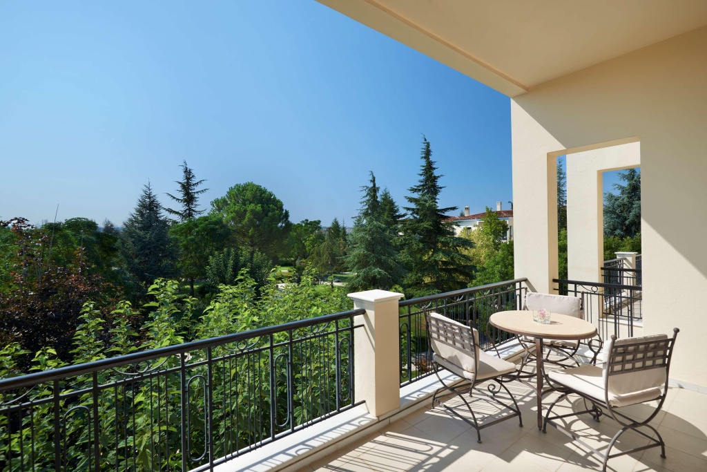 Balcony & Terrace