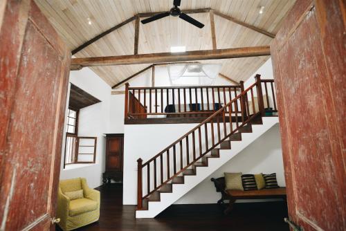 Villa 32 Middle Street