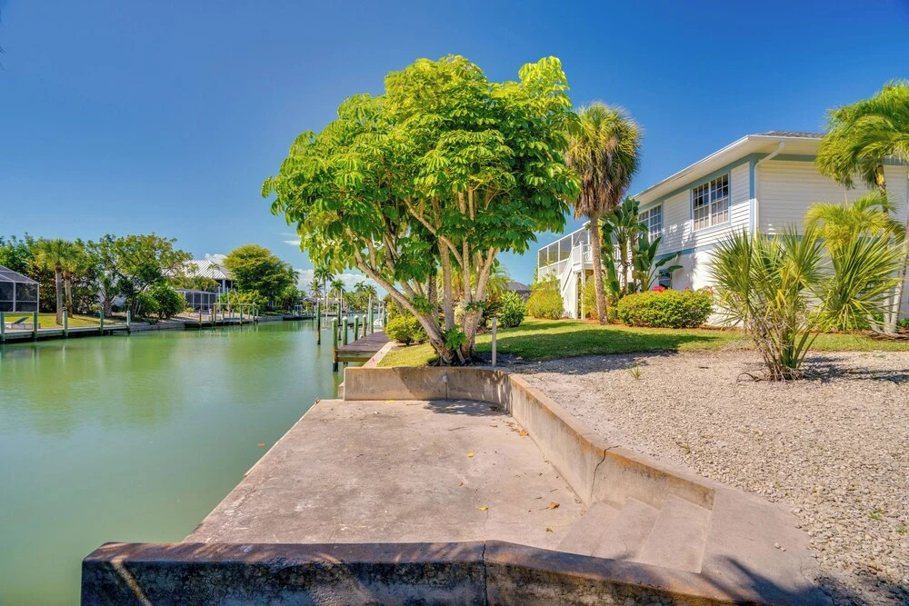 Modern Canal-front Gem w/ Lanai + Dock in Sanibel