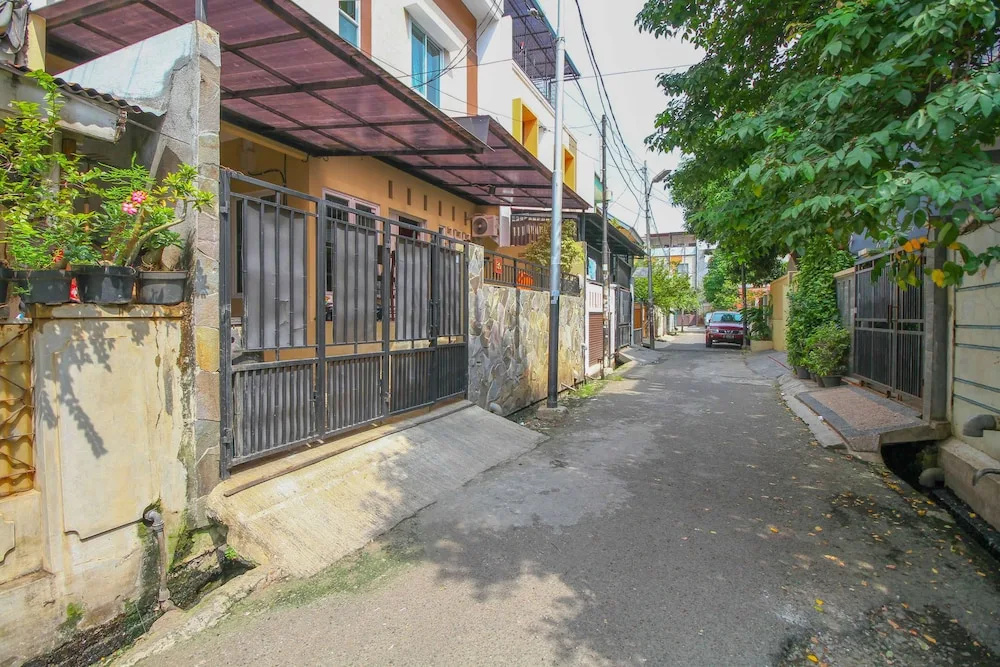 Airy Eco Syariah Grogol Latumenten Satria Tiga 30 Jakarta