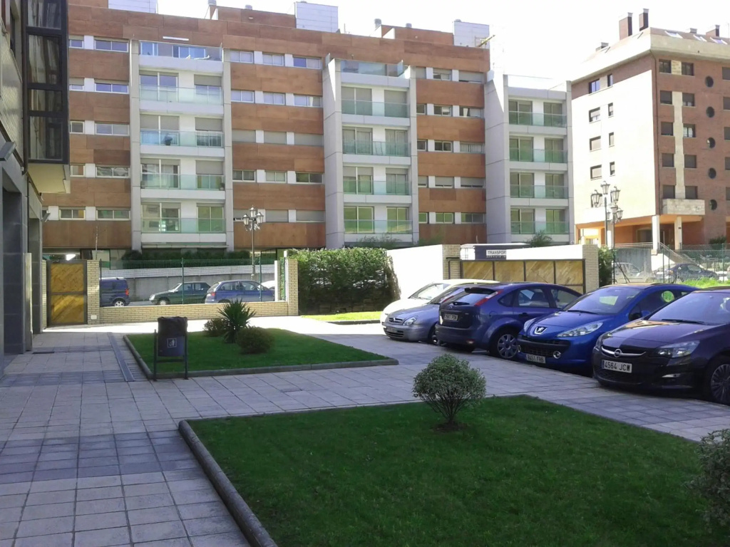TORRE de la FUENTE Apto Parking