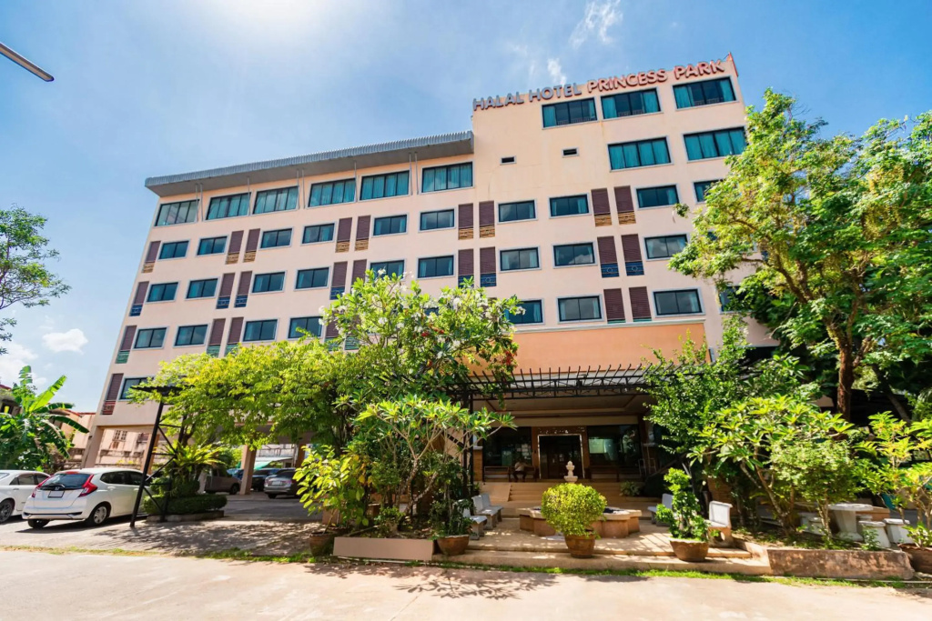 OYO 566 Princess Park Hotel
