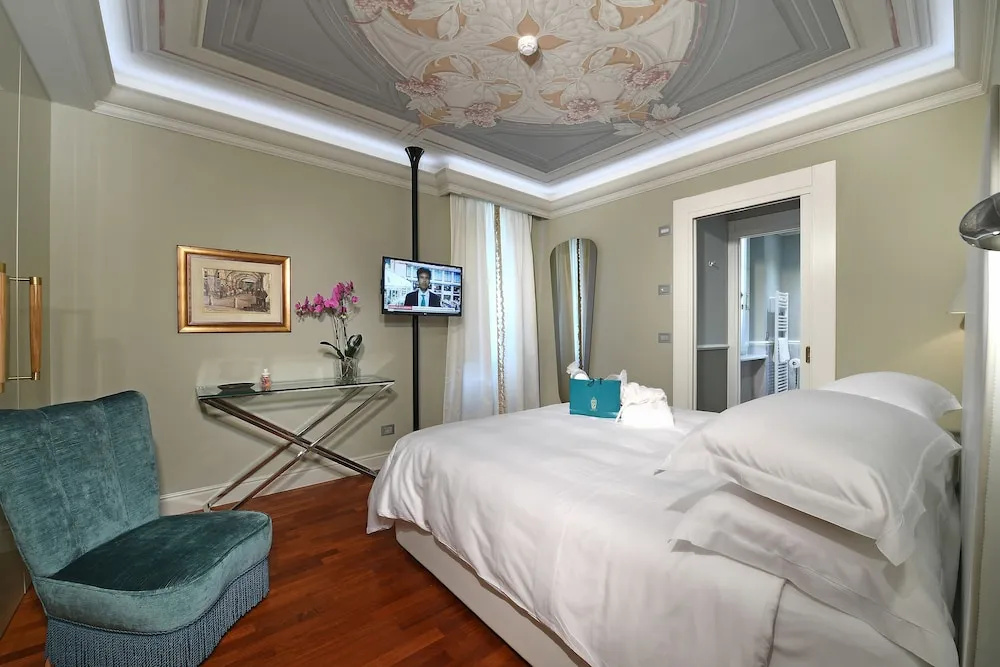 Luxury room with balcony