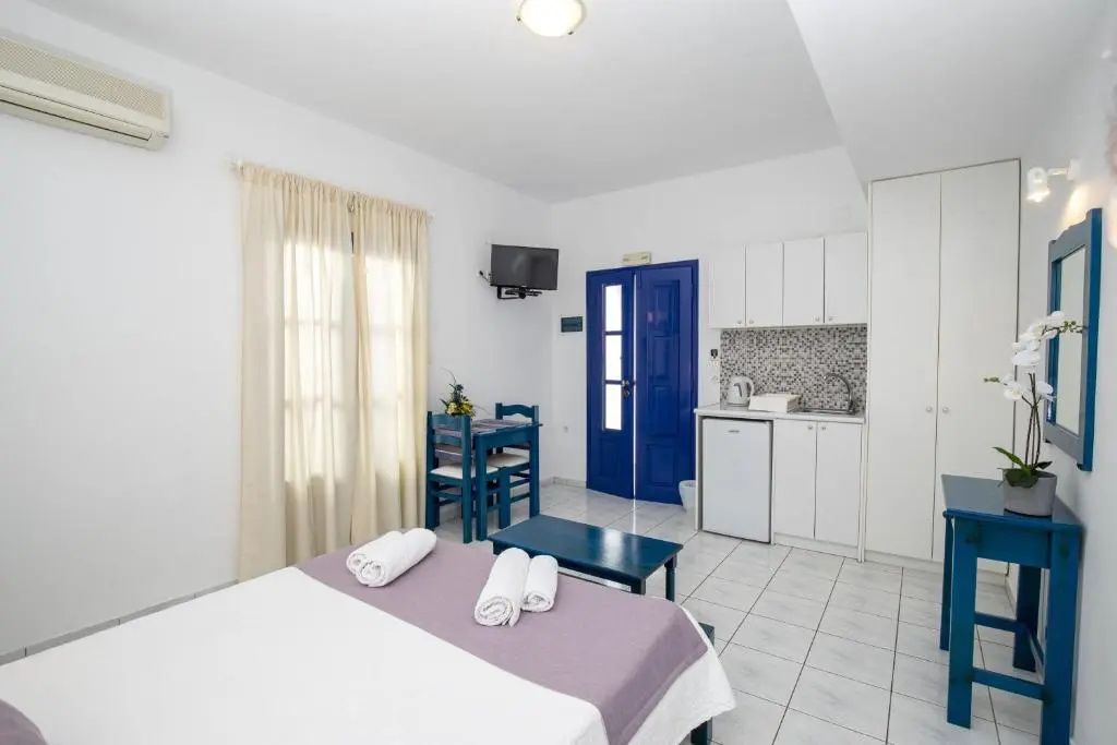 Superior Double room (full double bed)