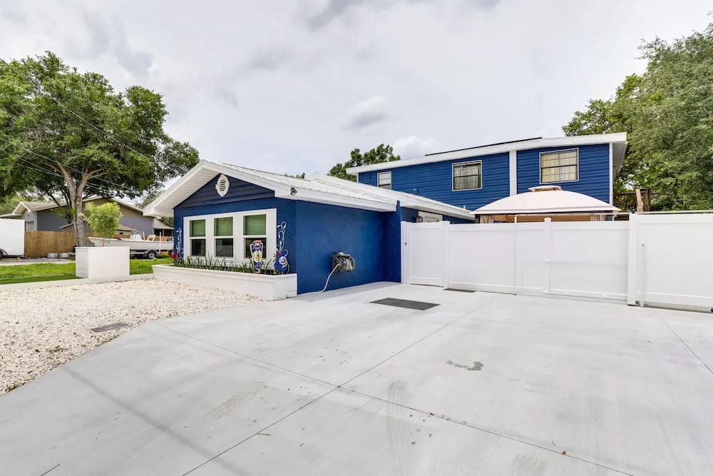Florida Vacation Rental w/ Patio & Outdoor Kitchen