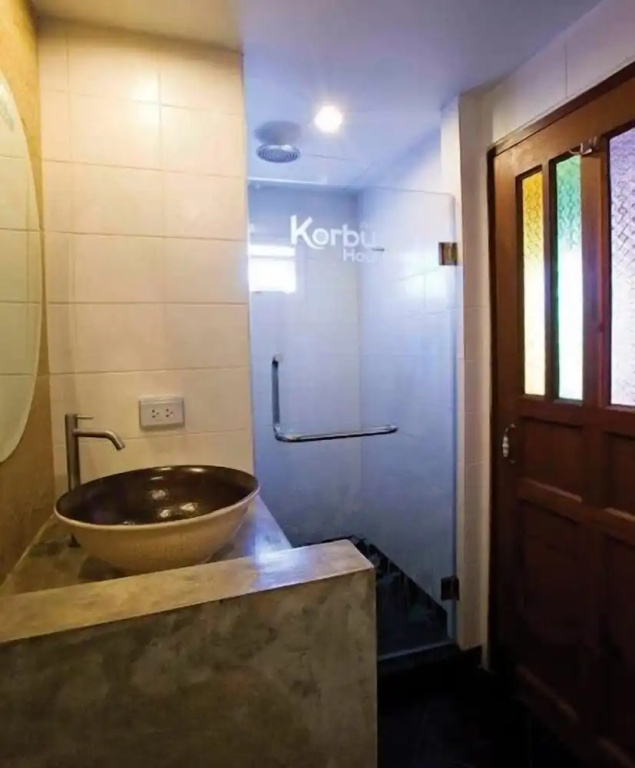 Deluxe Double room with balcony and with canal view (full double bed)