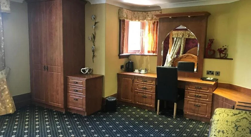 Lobby & Reception