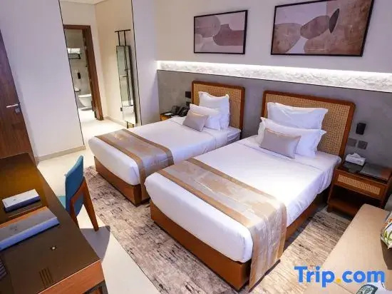 Deluxe Junior Suite