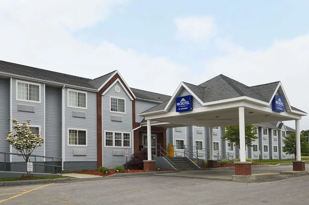 Microtel Inn and Suites Baldwin