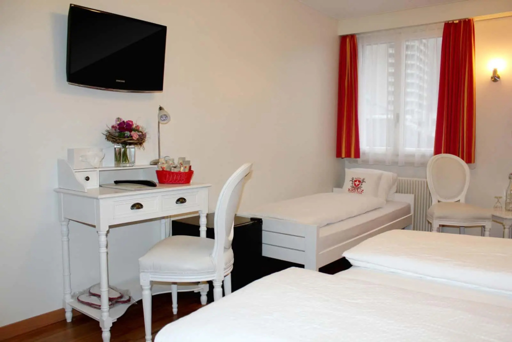 Hotel Weisses Kreuz - Chambres