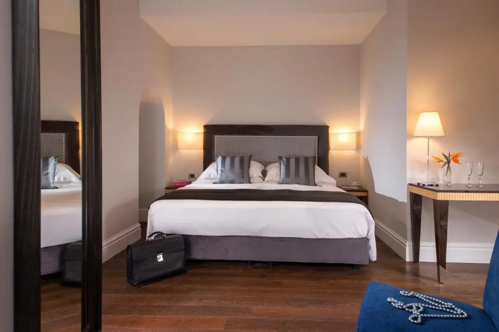 Superior Double room (full double bed)