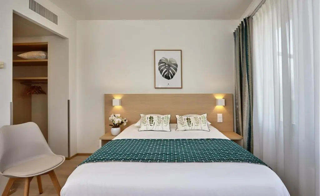Hotel Suisse - Chambres