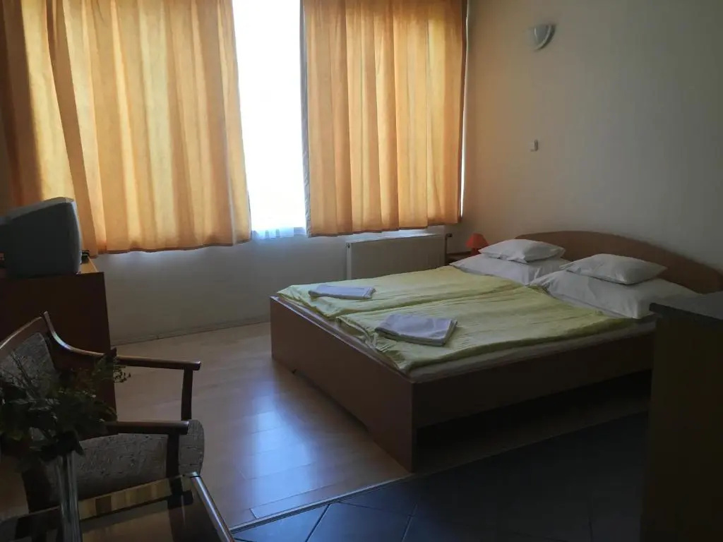 City Hotel - Chambres