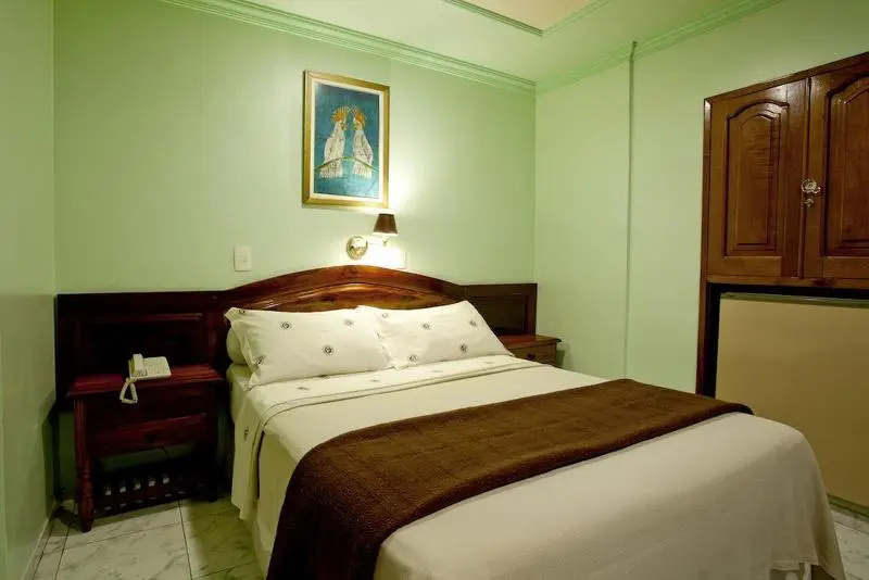 Krystal Hotel - Chambres