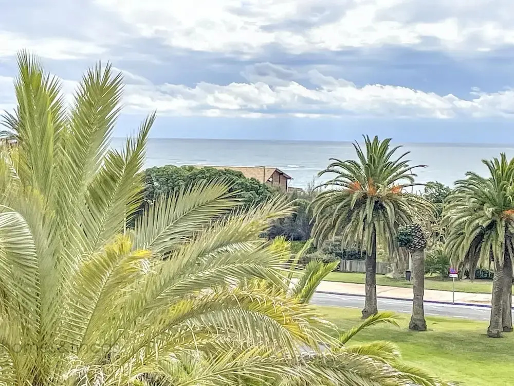 3 Bed Beach Apartment With Views Isla Canela